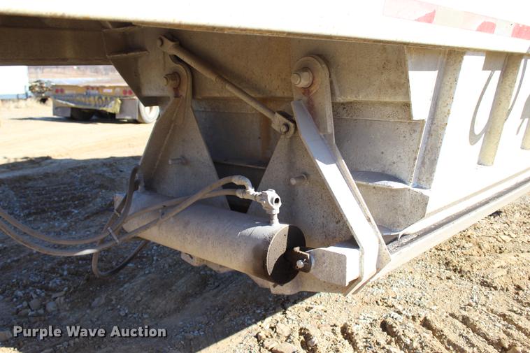 image for item EC9351 2001 CPS DP bottom dump trailer