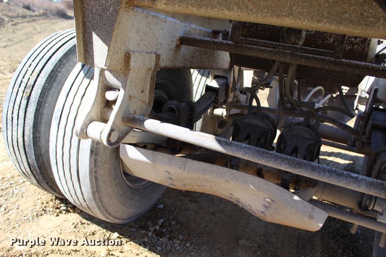 image for item EC9351 2001 CPS DP bottom dump trailer