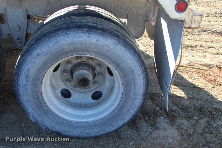 image for item EC9351 2001 CPS DP bottom dump trailer