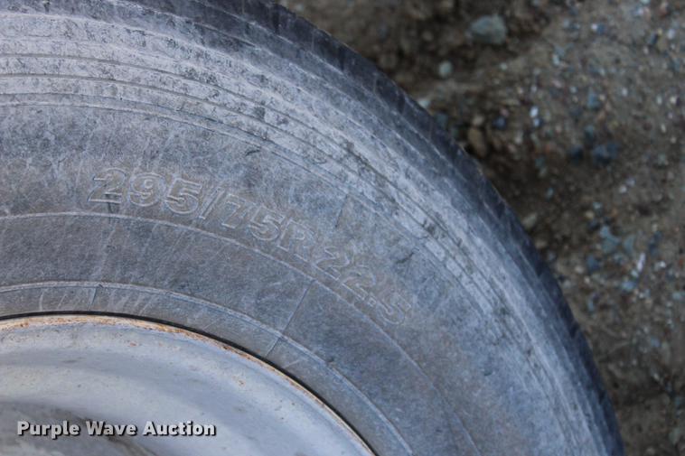 image for item EC9351 2001 CPS DP bottom dump trailer