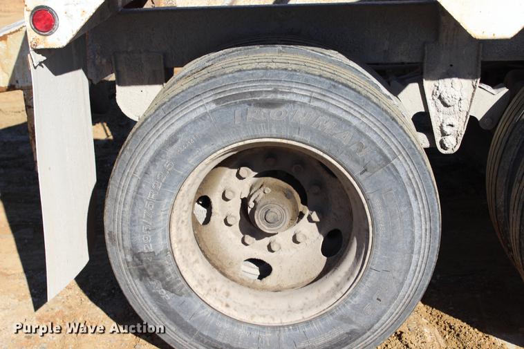 image for item EC9351 2001 CPS DP bottom dump trailer