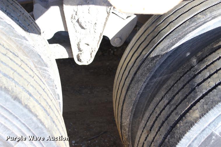 image for item EC9351 2001 CPS DP bottom dump trailer