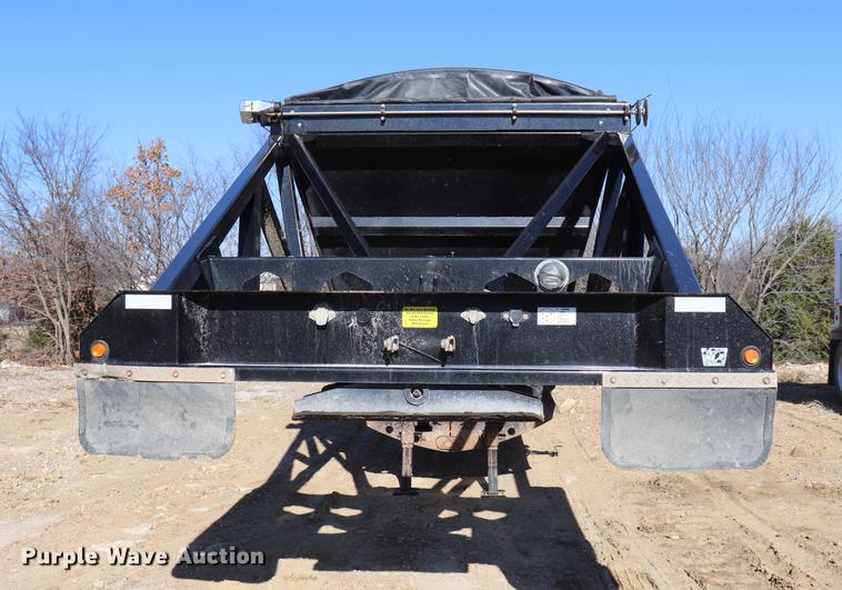 image for item EC9352 2015 Tecumseh TRA/RBV bottom dump trailer