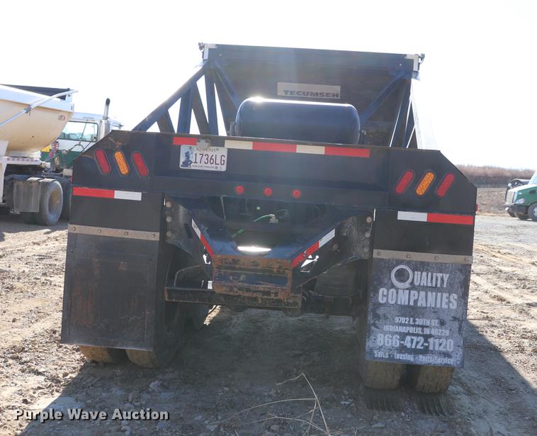 image for item EC9352 2015 Tecumseh TRA/RBV bottom dump trailer
