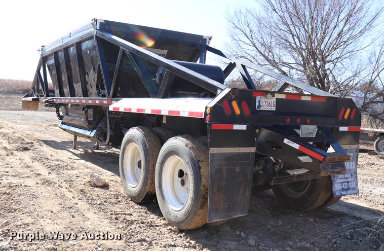 image for item EC9352 2015 Tecumseh TRA/RBV bottom dump trailer
