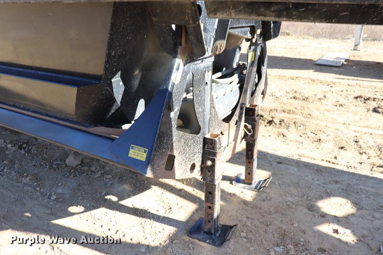 image for item EC9352 2015 Tecumseh TRA/RBV bottom dump trailer