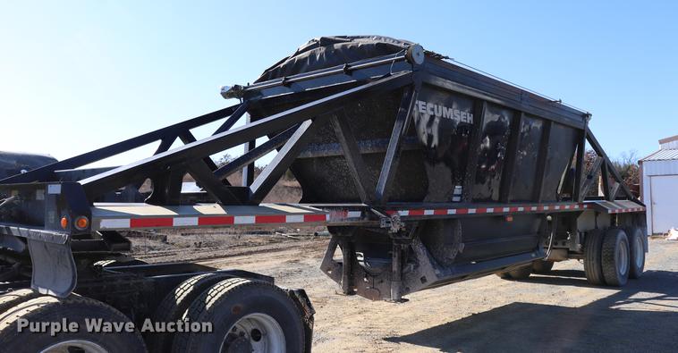 image for item EC9353 2015 Tecumseh TRA/REM bottom dump trailer
