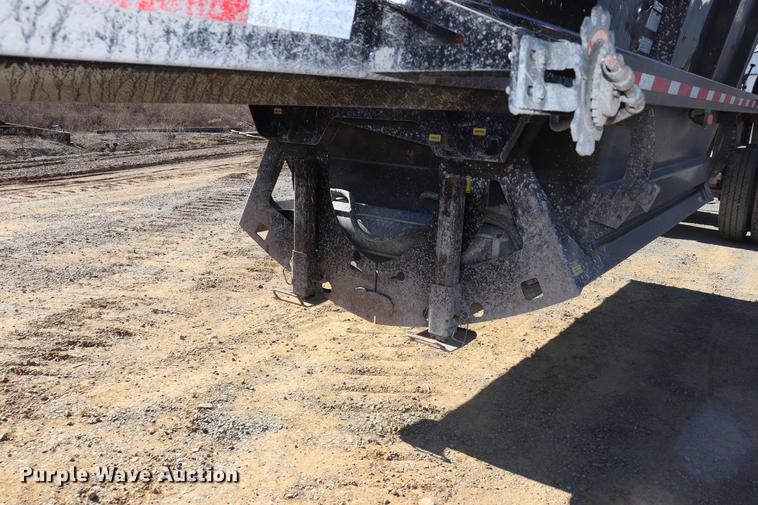 image for item EC9353 2015 Tecumseh TRA/REM bottom dump trailer
