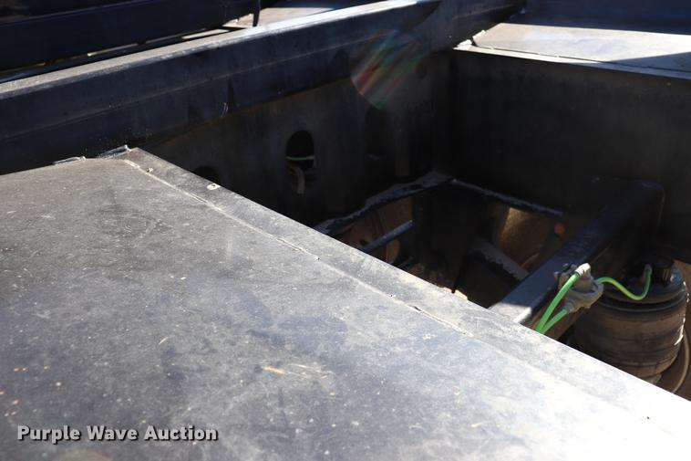 image for item EC9353 2015 Tecumseh TRA/REM bottom dump trailer