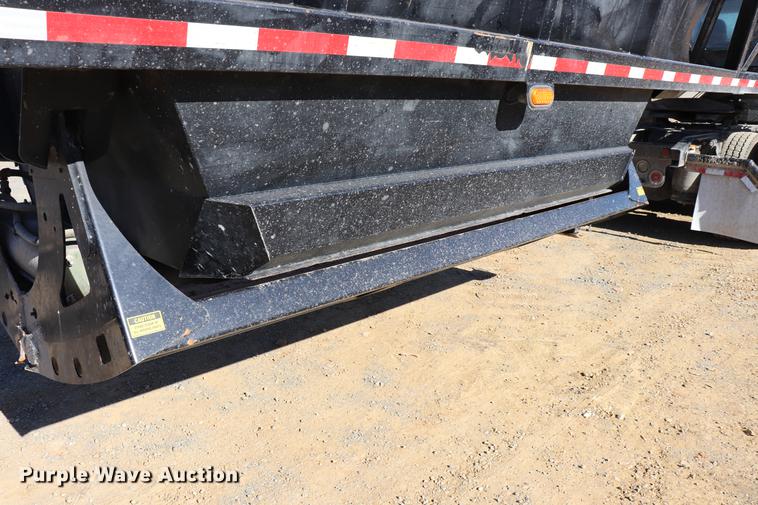 image for item EC9353 2015 Tecumseh TRA/REM bottom dump trailer