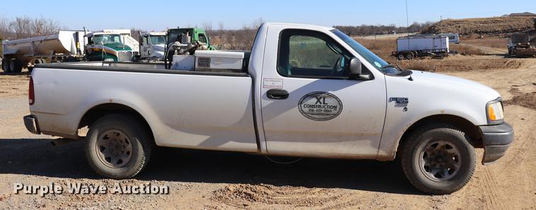 image for item EC9354 2003 Ford F150 pickup truck