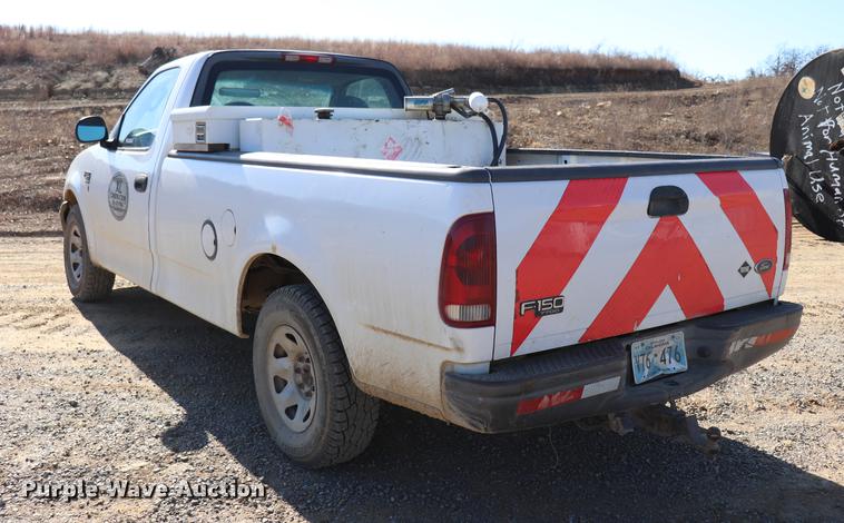 image for item EC9354 2003 Ford F150 pickup truck