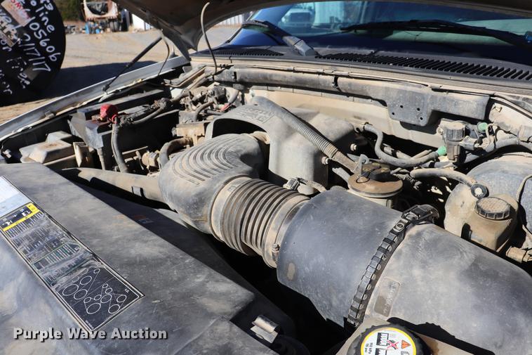 image for item EC9354 2003 Ford F150 pickup truck