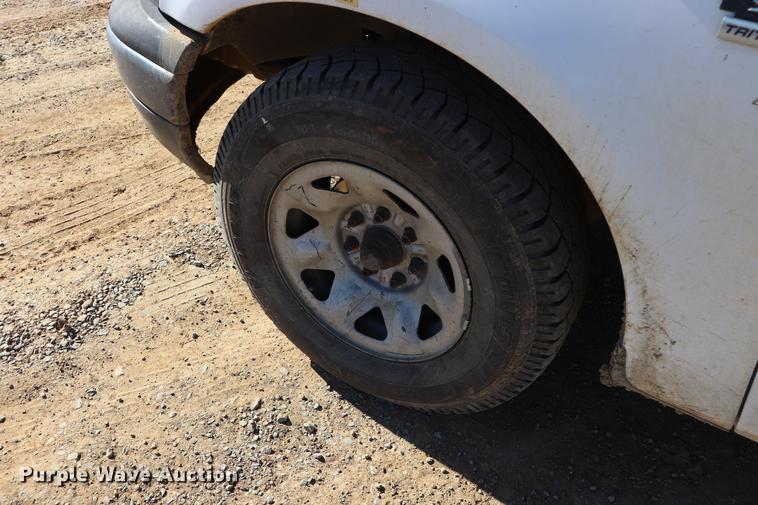 image for item EC9354 2003 Ford F150 pickup truck