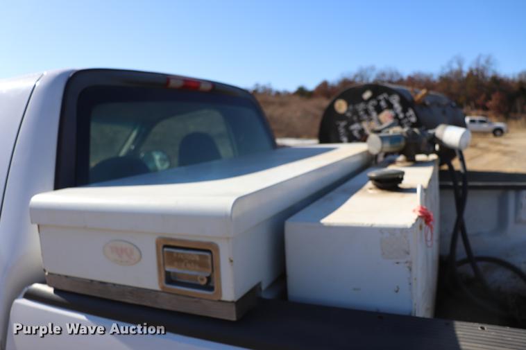 image for item EC9354 2003 Ford F150 pickup truck