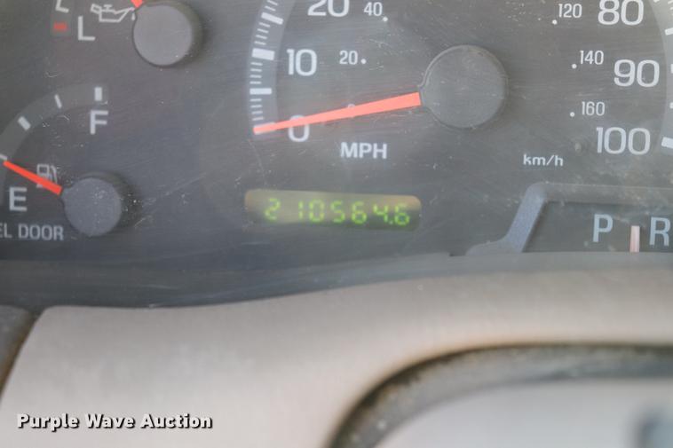 image for item EC9356 1999 Ford Expedition SUV