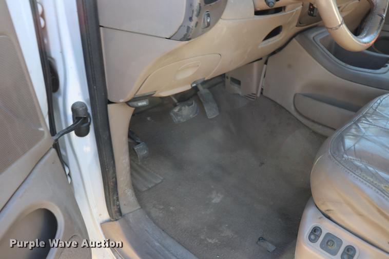 image for item EC9356 1999 Ford Expedition SUV