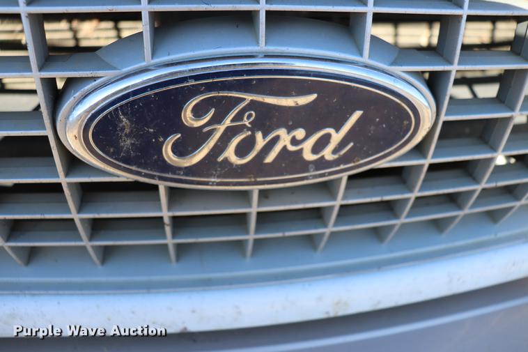 image for item EC9356 1999 Ford Expedition SUV