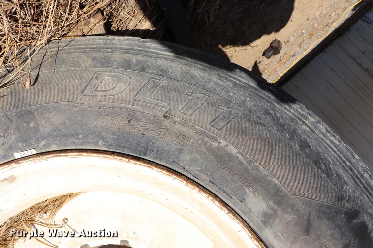 image for item EC9357 1980 Cook end dump trailer