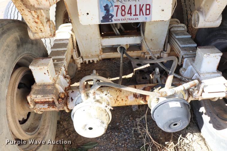 image for item EC9357 1980 Cook end dump trailer