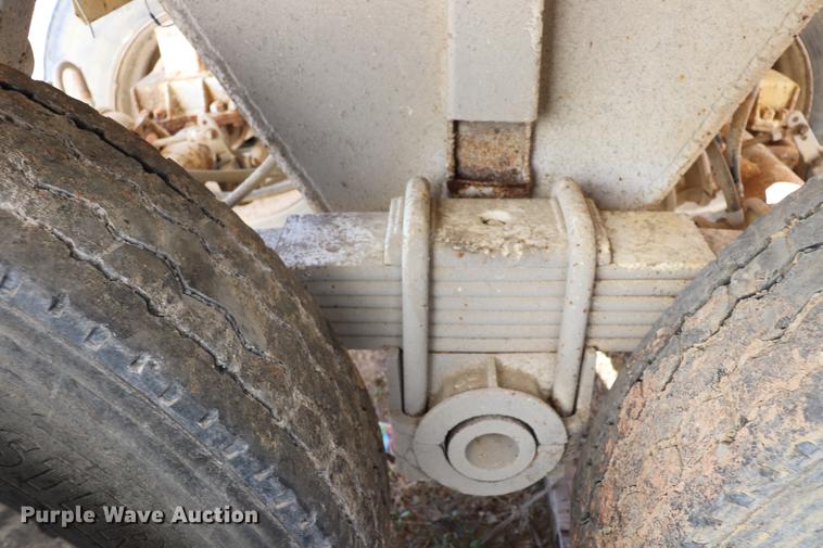 image for item EC9357 1980 Cook end dump trailer