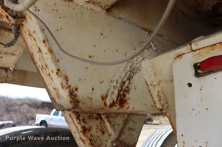 image for item EC9357 1980 Cook end dump trailer