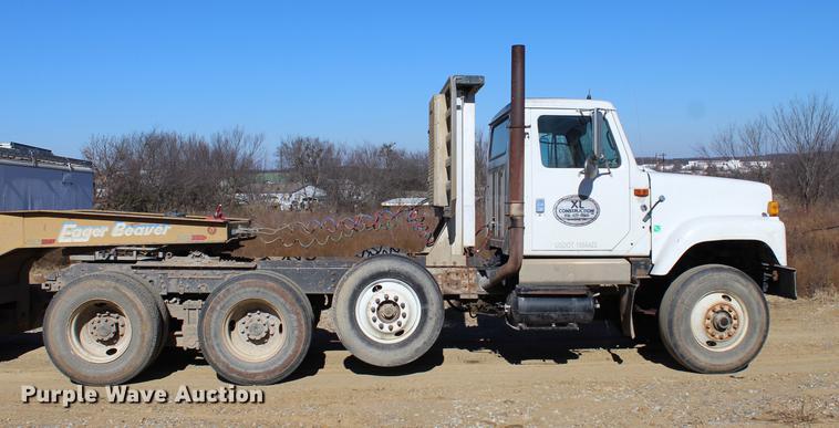 image for item EC9358 1998 International 2574 semi truck