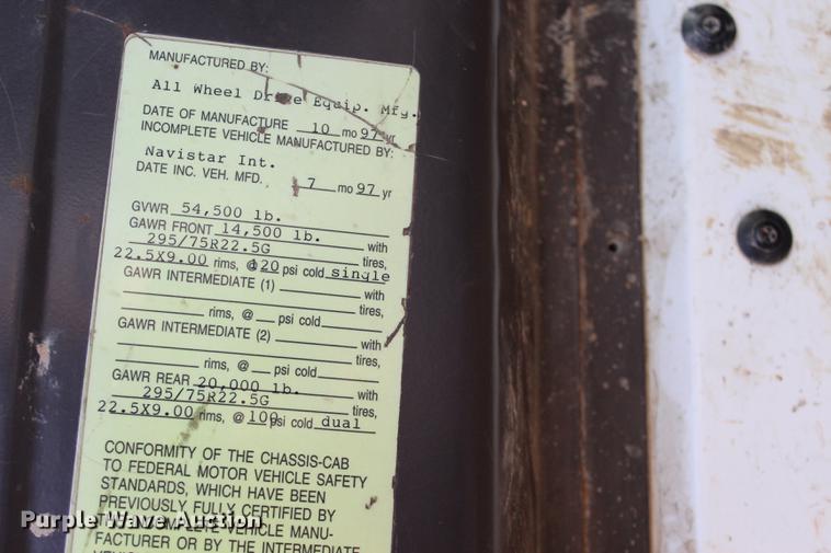 image for item EC9358 1998 International 2574 semi truck