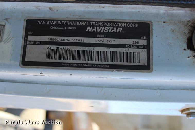 image for item EC9358 1998 International 2574 semi truck