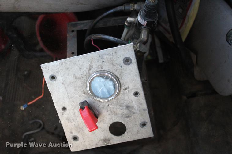 image for item EC9358 1998 International 2574 semi truck