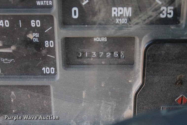 image for item EC9358 1998 International 2574 semi truck