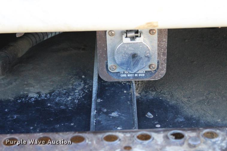 image for item EC9358 1998 International 2574 semi truck