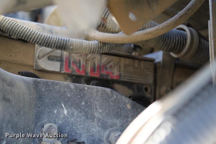 image for item EC9358 1998 International 2574 semi truck