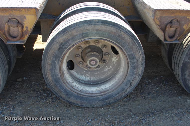 image for item EC9360 1998 Eager Beaver 50GSL lowboy equipment trailer