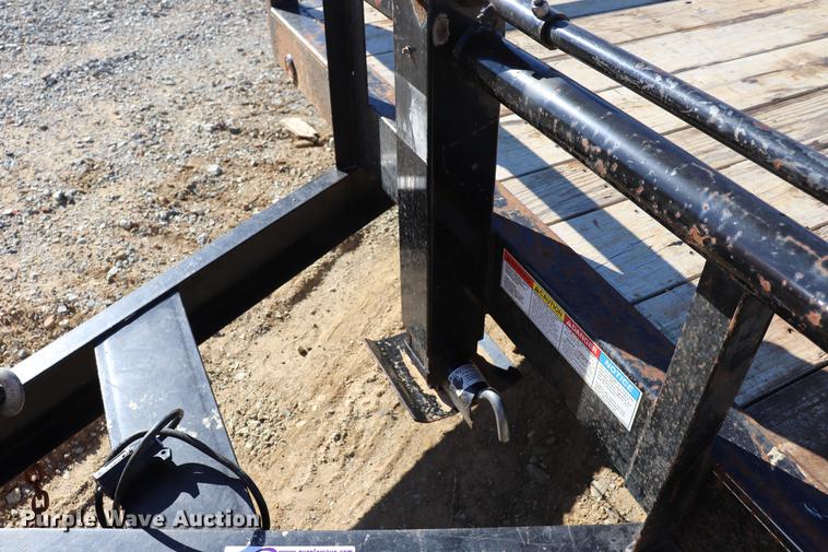 image for item EC9361 2015 Maxey equipment trailer