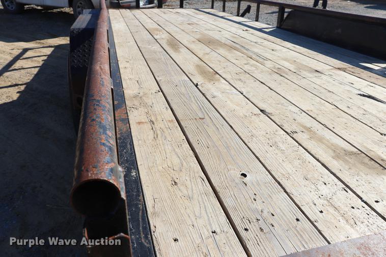 image for item EC9361 2015 Maxey equipment trailer