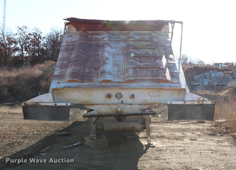 image for item EC9363 1992 CPS bottom dump trailer