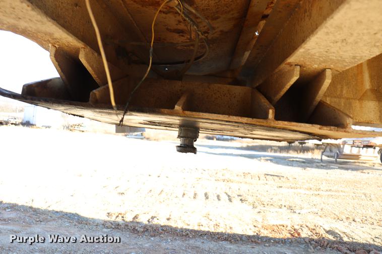 image for item EC9363 1992 CPS bottom dump trailer