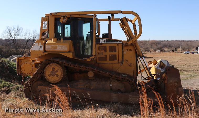 image for item EC9367 2005 Caterpillar D6R XW Series II dozer