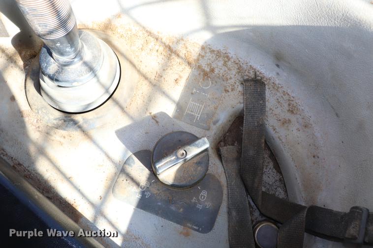 image for item EC9367 2005 Caterpillar D6R XW Series II dozer