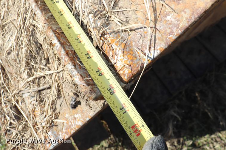 image for item EC9367 2005 Caterpillar D6R XW Series II dozer