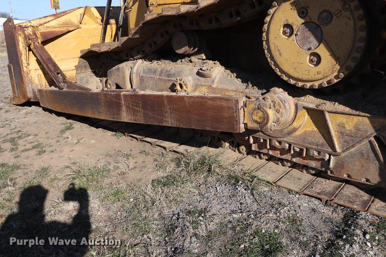 image for item EC9367 2005 Caterpillar D6R XW Series II dozer