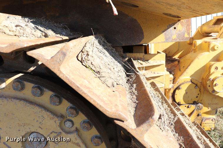 image for item EC9367 2005 Caterpillar D6R XW Series II dozer