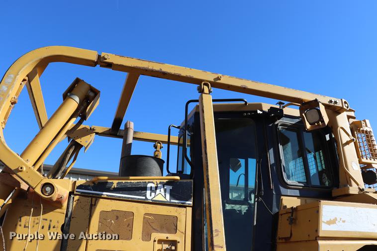 image for item EC9367 2005 Caterpillar D6R XW Series II dozer