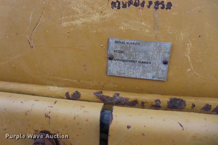 image for item EC9367 2005 Caterpillar D6R XW Series II dozer