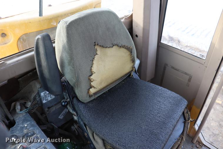 image for item EC9369 1997 John Deere 670CH motor grader