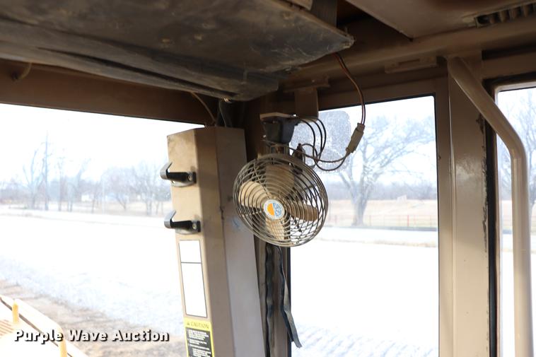 image for item EC9369 1997 John Deere 670CH motor grader