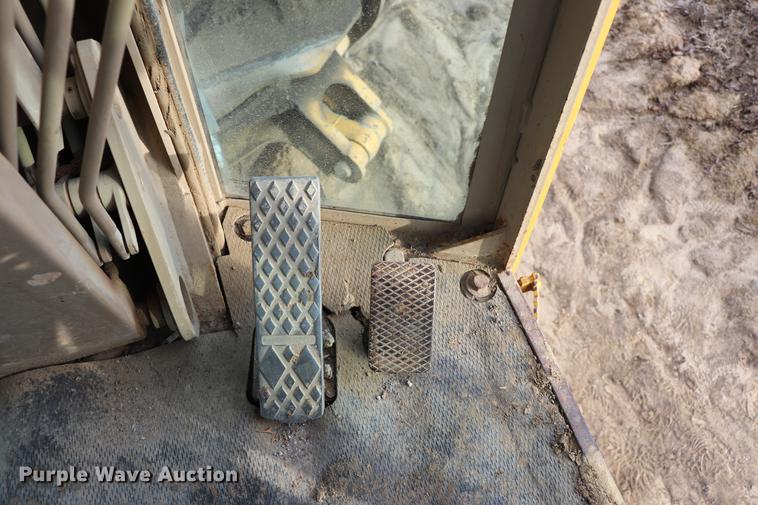 image for item EC9369 1997 John Deere 670CH motor grader