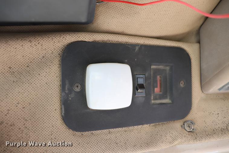 image for item EC9369 1997 John Deere 670CH motor grader