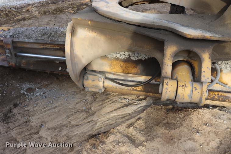 image for item EC9369 1997 John Deere 670CH motor grader